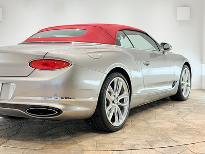 صورة 69 لـ 2019 Bentley CONTINENTAL