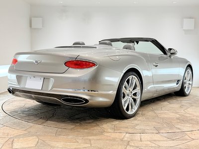 صورة 73 لـ 2019 Bentley CONTINENTAL