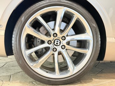 صورة 79 لـ 2019 Bentley CONTINENTAL
