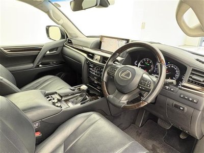 2016 Lexus LX 照片 25