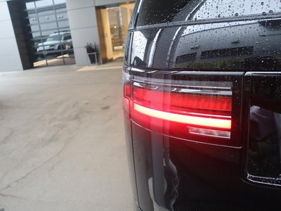 2025 LAND Rover DISCOVERY thumbnail 30
