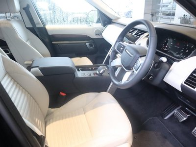 2025 LAND Rover DISCOVERY — фото 10