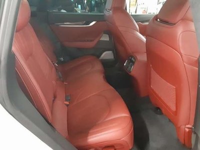 2017 Maserati LEVANTE 缩略图 32