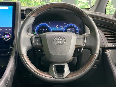 2023 Toyota ALPHARD — фото 12