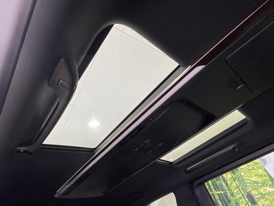 2023 Toyota ALPHARD — фото 32
