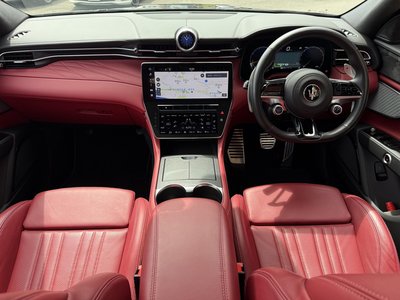 2023 Maserati GRECALE 照片 2