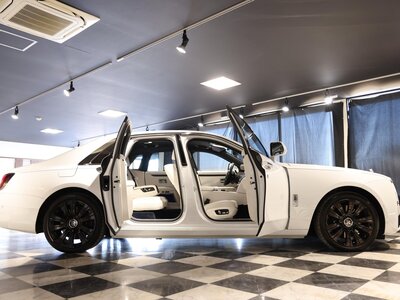 2021 ROLLS-ROYCE GHOST — фото 17