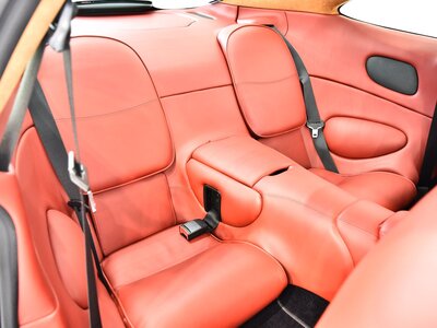2001 Aston Martin DB7 — фото 12