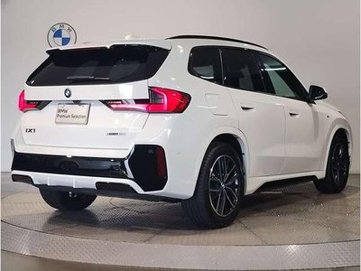 2025 BMW IX1 — миниатюра 9