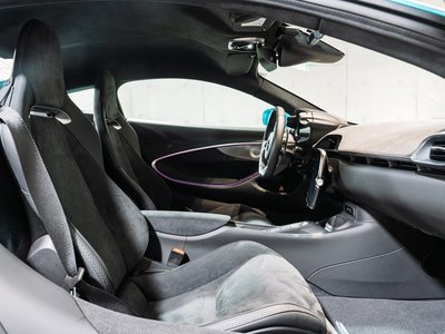 صورة 20 لـ 2025 Mclaren ARTURA