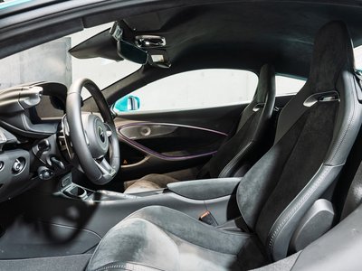صورة 18 لـ 2025 Mclaren ARTURA