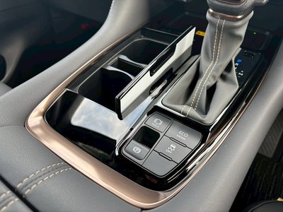 صورة 39 لـ 2026 Toyota ALPHARD