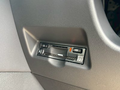 صورة 72 لـ 2026 Toyota ALPHARD