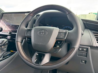 صورة 59 لـ 2026 Toyota ALPHARD