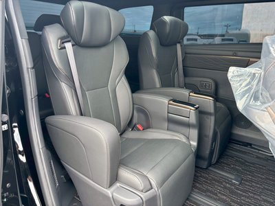 صورة 62 لـ 2026 Toyota ALPHARD