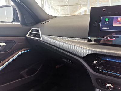 2025 BMW 3 SERIES TOURING photo 5