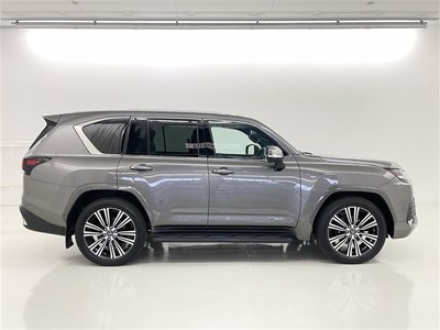 صورة مصغرة 19 لـ 2022 Lexus LX