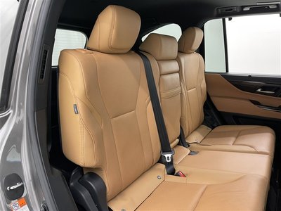صورة مصغرة 9 لـ 2022 Lexus LX