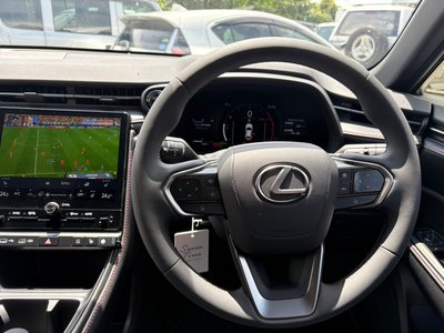 2025 Lexus LBX 照片 13