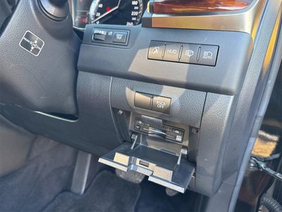 2015 Lexus LX — фото 30