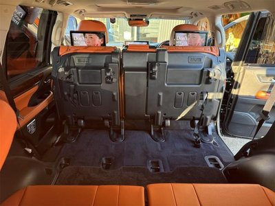 2015 Lexus LX — фото 42