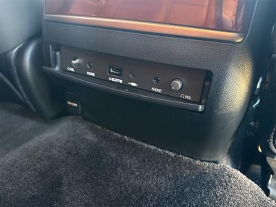 2015 Lexus LX — фото 32