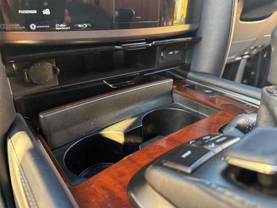 2015 Lexus LX — фото 49