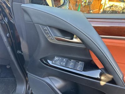 2015 Lexus LX — фото 29