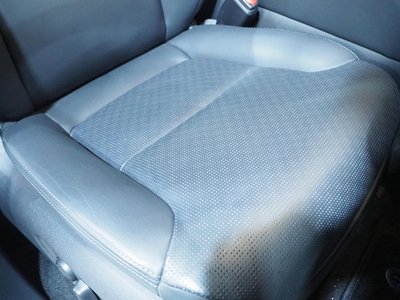 صورة 26 لـ 2025 Toyota LAND CRUISER 300