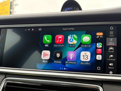 2018 Porsche PANAMERA photo 12
