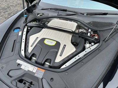 2018 Porsche PANAMERA thumbnail 21