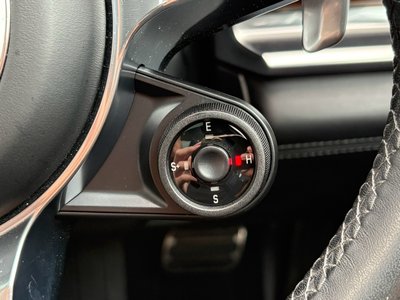 2018 Porsche PANAMERA thumbnail 19