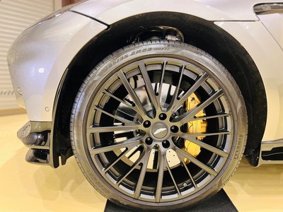 2023 Aston Martin DBX 缩略图 31