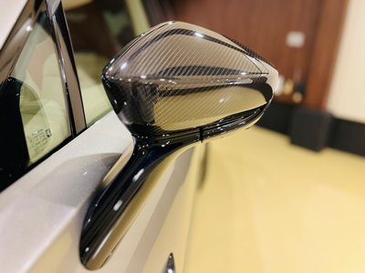 2023 Aston Martin DBX 缩略图 80
