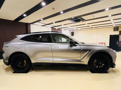 2023 Aston Martin DBX 缩略图 9