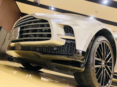 2023 Aston Martin DBX 缩略图 32