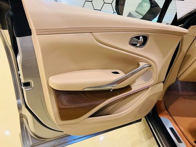 2023 Aston Martin DBX 缩略图 62