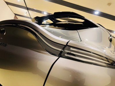 2023 Aston Martin DBX 缩略图 21