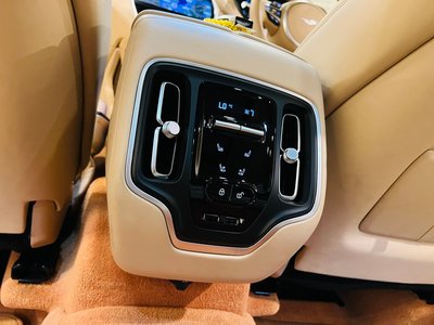 2023 Aston Martin DBX 缩略图 54
