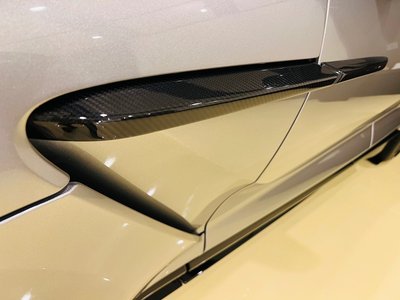 2023 Aston Martin DBX 缩略图 17