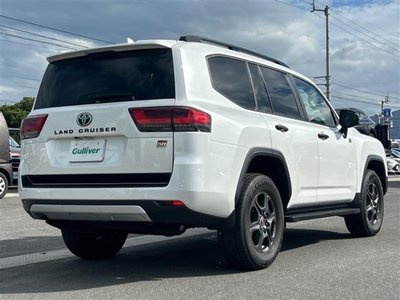 2023 Toyota LAND CRUISER 300 — миниатюра 39