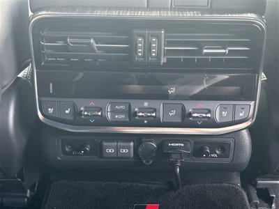 2023 Toyota LAND CRUISER 300 — миниатюра 10