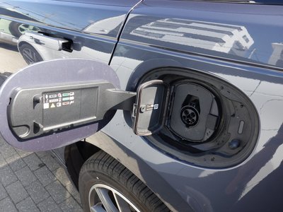 2024 LAND Rover RANGE ROVER VELAR — миниатюра 94