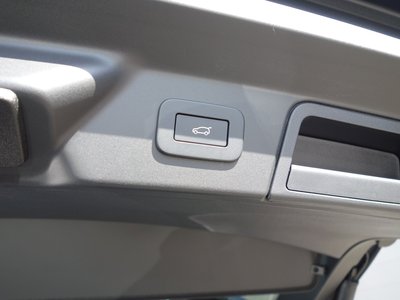 2024 LAND Rover RANGE ROVER VELAR — миниатюра 59