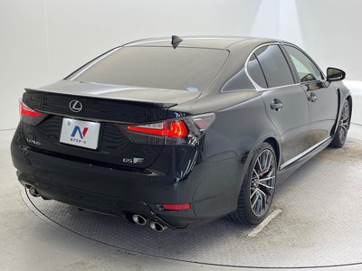 2017 Lexus GS F — миниатюра 32