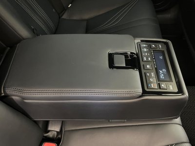 2017 Lexus GS F — миниатюра 49
