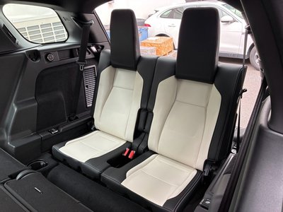2024 LAND Rover DISCOVERY SPORT photo 3