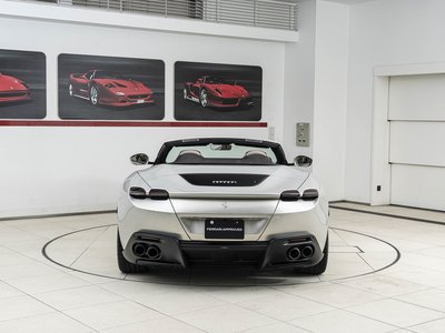 صورة 6 لـ 2025 Ferrari ROMA SPIDER