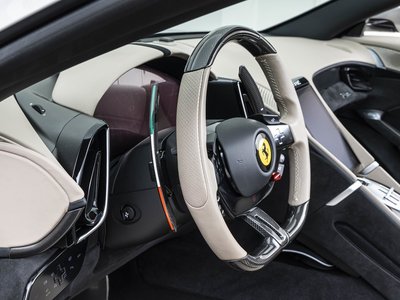 2025 Ferrari ROMA SPIDER thumbnail 18