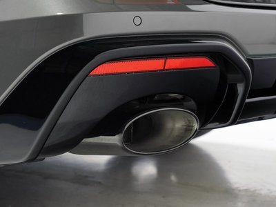 2024 AUDI RS6 AVANT thumbnail 32